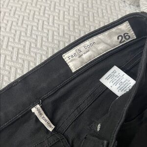 Rag & Bone Women’s Black Skinny Jeans